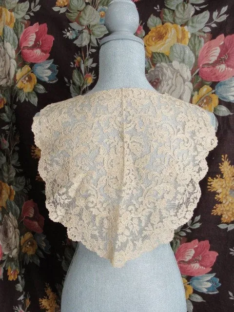 BEAUTIFUL Large Antique FRENCH LACE Collar,Tambour Embroidered,Wear Front or Back,Great Gatsby,Bridal Vintage Clothing,Collectible Lace