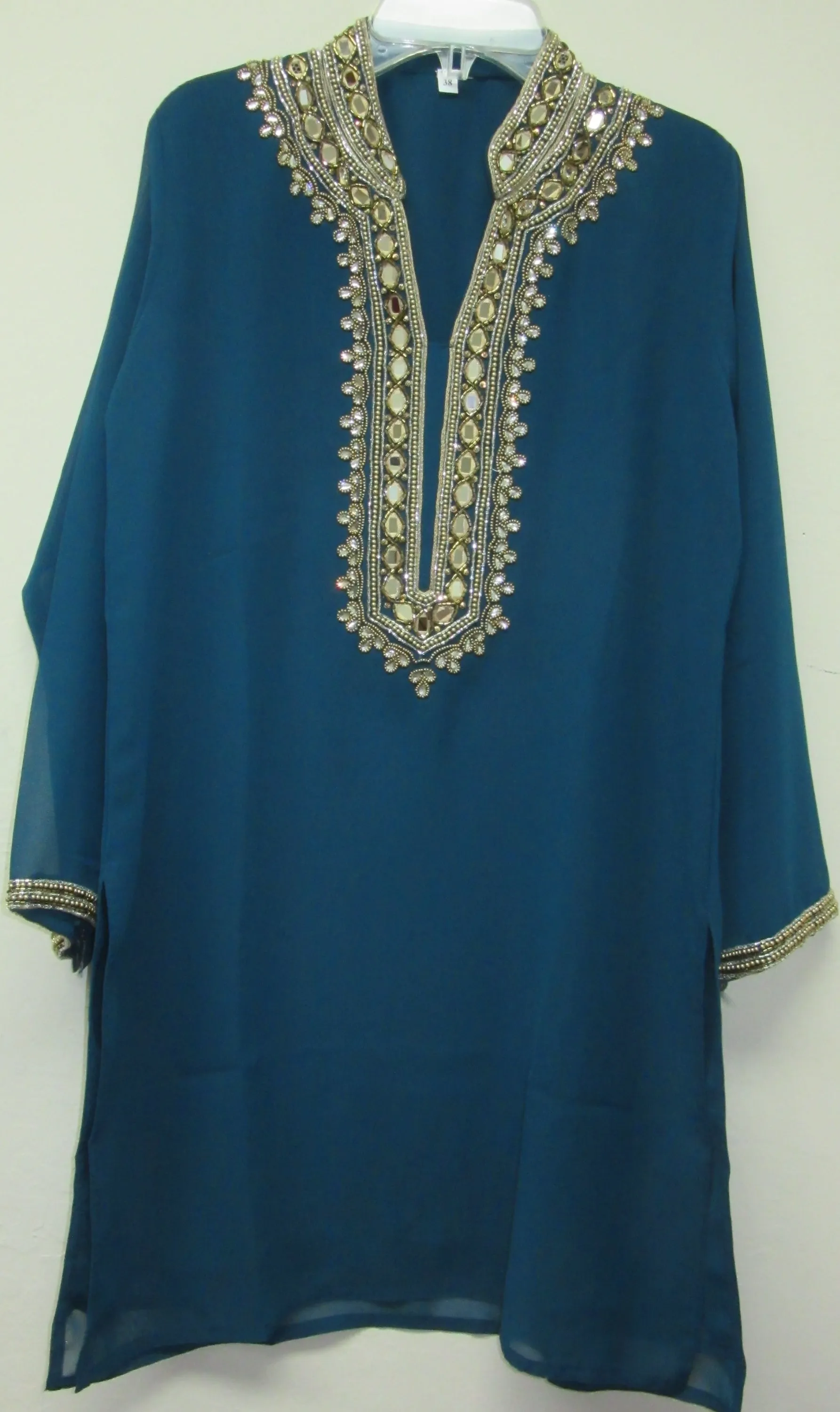 Blouse 8987 Solid Color Georgette Gold Detail Cocktail Wear Medium Size Kurti