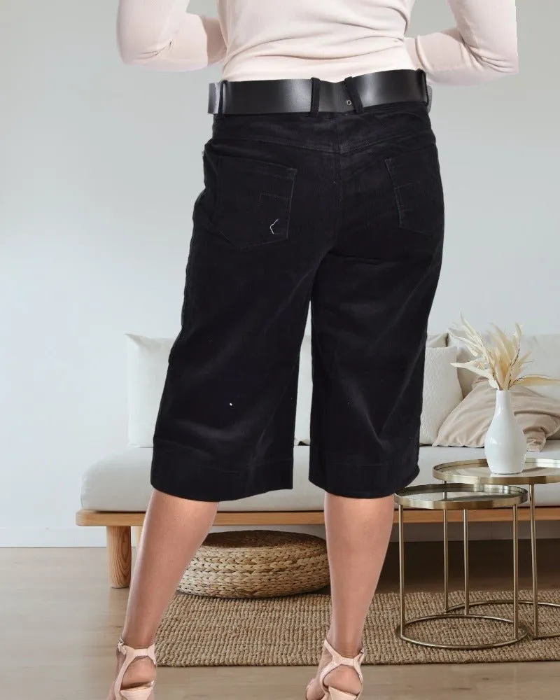 Ladies Corduroy Capris With Belt