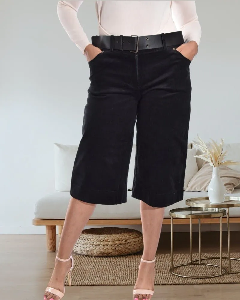 Ladies Corduroy Capris With Belt